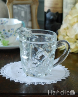 アンティーク雑貨 デカンタ・カラフェ アンティーク 英国から届いたアンティークのガラス、小さなミルクピッチャー