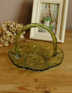 アンティーク雑貨 1940年代のアンティーク プレスドグラス