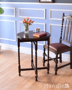 アンティーク家具 アンティークのテーブル 英国から届いためずらしい折り畳みテーブル、フォールディングテーブル