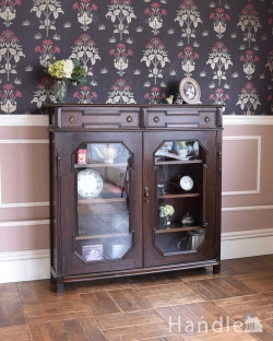 アンティーク家具 アンティークのキャビネット 英国輸入のアンティーク家具、引き出しも付いた素敵なブックケース(本棚)