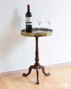 アンティーク家具 アンティークのテーブル マホガニー材のアンティーク英国家具、ゴールドの縁のワインテーブル