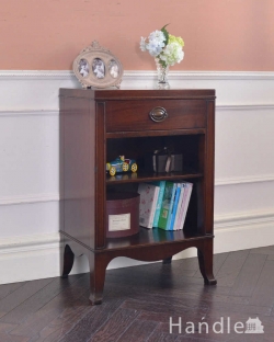 アンティーク家具 アンティークのチェスト 便利なベッドサイドカップボード（ペディスタルカップボード）、イギリスのアンティーク家具