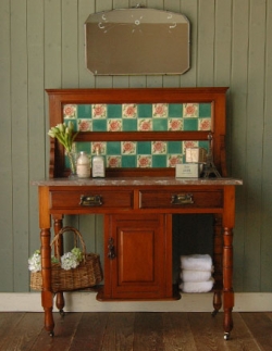 アンティーク家具 アンティークのキャビネット 1920年代のアンティーク ウォッシュスタンド