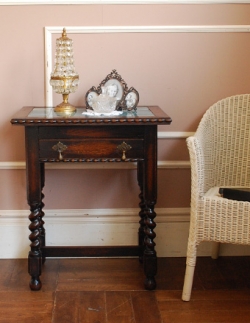 アンティーク家具  1920年代のアンティーク タイルトップテーブル