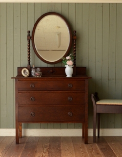 アンティーク家具 アンティークのドレッサー オーバル型のミラー付きのアンティーク英国家具、オシャレなドレッシングチェスト