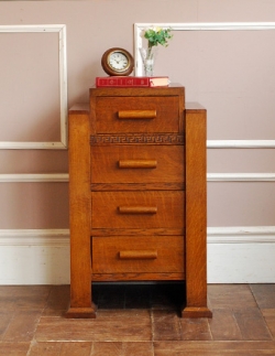 アンティーク家具  1950年代のアンティーク ベッドサイド チェスト
