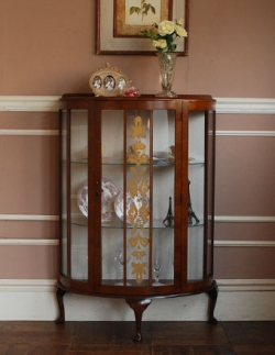 アンティーク家具 1940年代のアンティーク ガラスキャビネット
