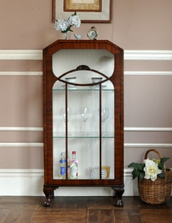 アンティーク家具  1930年代のアンティーク ガラスキャビネット