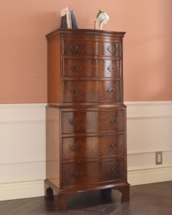 アンティーク家具 アンティークのチェスト 高級材を贅沢に使用したアンティーク家具、トールボーイ６段チェスト