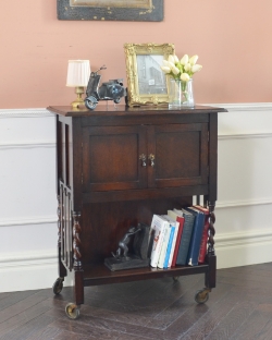 アンティーク家具 アンティークのキャビネット 英国紳士のスモーカーズキャビネット、オーク材のアンティーク家具