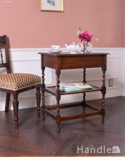 アンティーク家具 オケージョナルテーブル 美しいアンティーク家具、イギリスから届いたオケージョナルテーブル