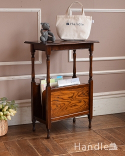 アンティーク家具 アンティークのテーブル 便利なマガジンラック付き、オーク材のアンティークサイドテーブル