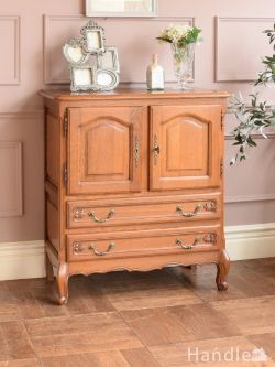 アンティーク家具 アンティークのサイドボード フランスから届いたアンティークのおしゃれな家具、引き出しが2杯付いたキャビネットチェスト