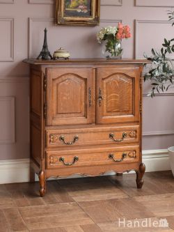 アンティーク家具 アンティークのサイドボード 2段引き出しが付いた便利なアンティーク家具、フランスから届いたおしゃれなキャビネット