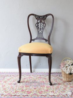 上品な透かし彫りの背もたれのアンティーク椅子、イギリスから届いたビクトリア様式のサロンチェア(q-649-c)