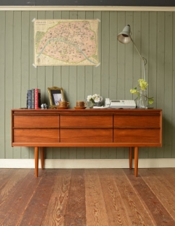 アンティーク家具 1960年代のアンティークサイドボード