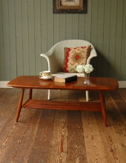 アンティーク家具 アンティークのテーブル 1970年代のアンティーク アーコール コーヒーテーブル