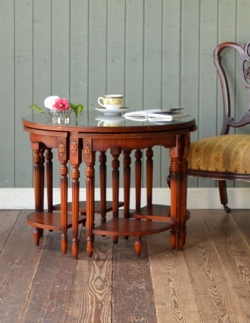 アンティーク家具 アンティークのテーブル 1940年代のアンティーク ネストテーブル