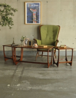 アンティーク家具  北欧テイストのオシャレなヴィンテージ家具、ネスト（入り子）テーブル