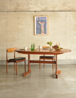 アンティーク家具 アンティークのテーブル 北欧テイストのヴィンテージ家具、伸張式のダイニングテーブル（G-plan）