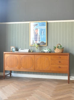 アンティーク家具 アンティークのキャビネット Nathan(ネイサン)社のサイドボード、北欧インテリアに似合うビンテージ家具