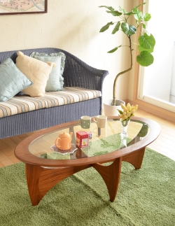 アンティーク家具 アンティークのテーブル ヴィンテージの北欧インテリア、ガラストップのコーヒーテーブル（G-PLAN）