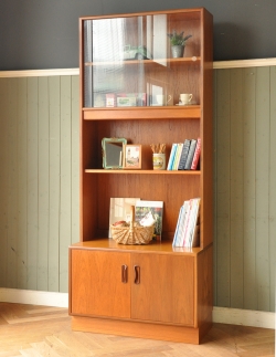 アンティーク家具 アンティークのキャビネット ヴィンテージ家具、G-plan（フレスコ）のキャビネット