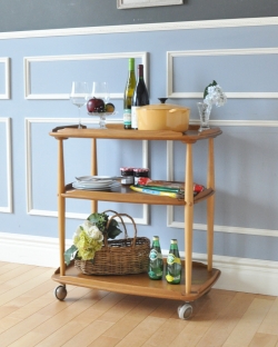 アンティーク家具 アンティークのワゴン・トローリー 北欧デザインのヴィンテージ家具、移動も楽々！色々なところで使えるキャスター付きワゴン（ERCOL）