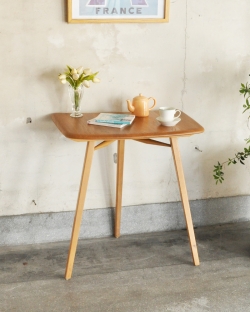 アンティーク家具 アンティークのテーブル アーコールのダイニングテーブルにピタッとくっつくアンティークエンドテーブル