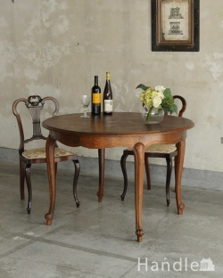 アンティーク家具 アンティークのテーブル 天板の組木細工が美しい、フランス輸入のアンティークエクステンションダイニングテーブル