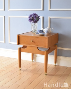 アンティーク家具 アンティークのチェスト カッコイイG-PLAN、どこでも使えるコンパクトな北欧スタイルのサイドテーブル