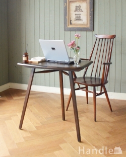 アンティーク家具 アンティークのテーブル ダークカラーのサイドテーブル、人気なアーコール社のアンティーク家具