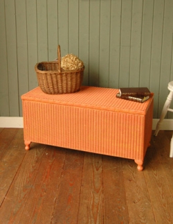 アンティーク家具 アンティークスツール アンティーク ロイドルーム ブランケットボックス（オレンジ）