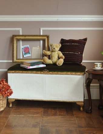 イギリスのアンティーク家具、クッション付きのベンチ（コファー） (m-241-f)