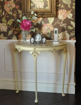 可愛いフレンチのアンティーク家具、ホワイト色のコンソールテーブル (m-327-f)