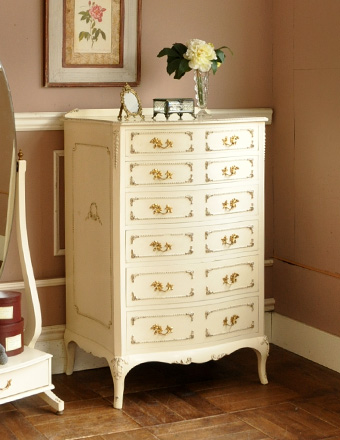 素敵なアンティークのフレンチ家具、ホワイトペイントの７段チェスト (m-331-f)