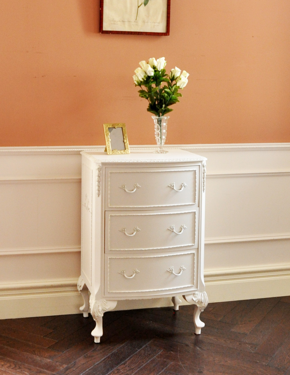 フランスのアンティーク家具、引き出し付きのホワイトペイントのサイドチェスト (m-436-f)