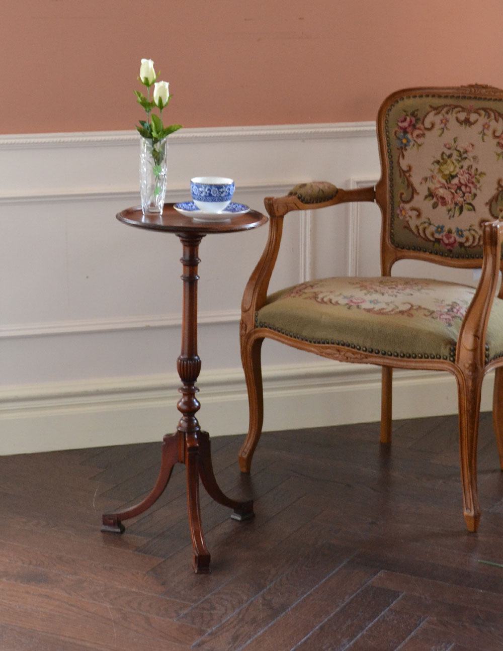 アンティークの英国家具、花台にもピッタリなオケージョナルテーブル (m-485-f)