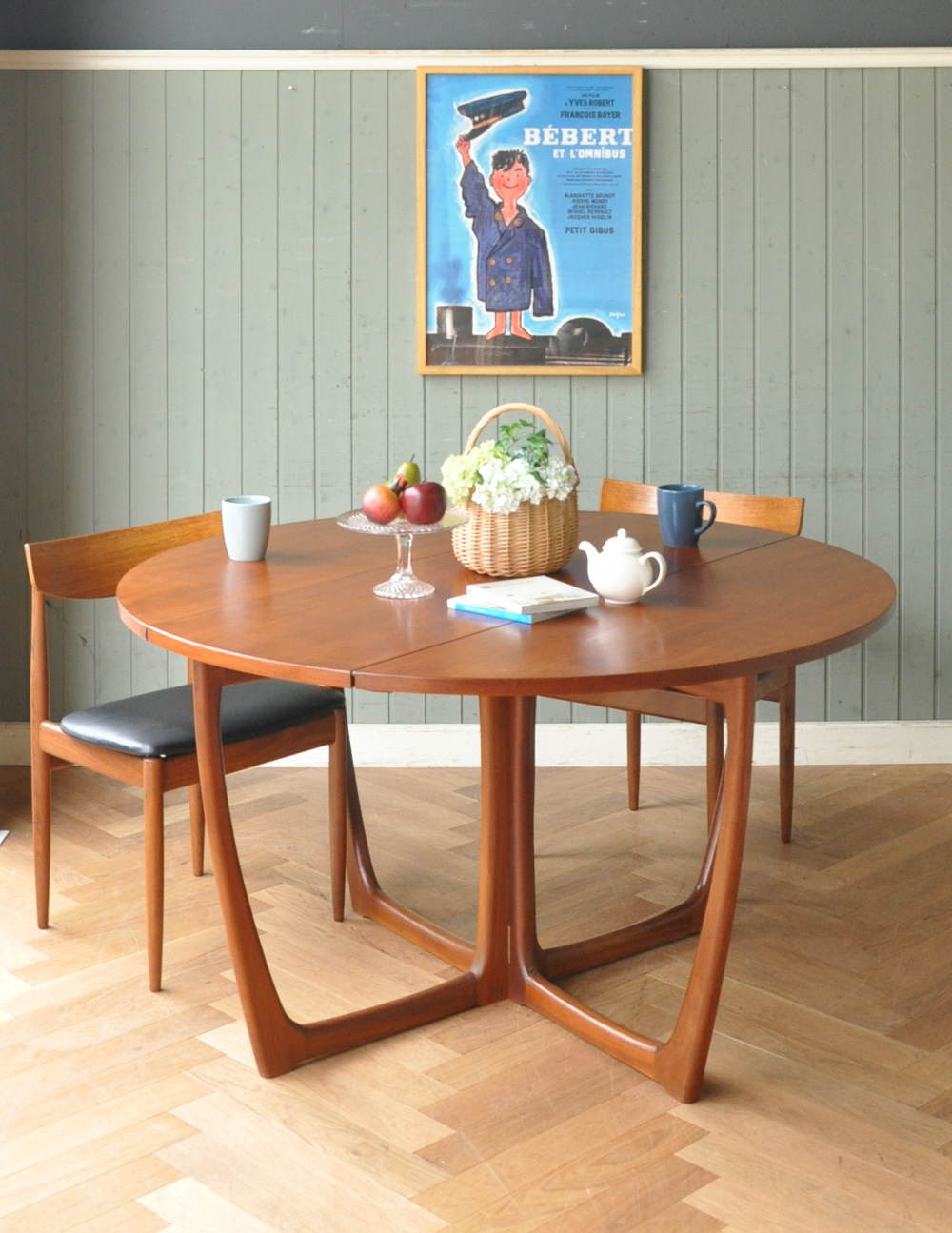 チーク材のG-planのドロップリーフテーブル、カッコいい北欧テイストのダイニング家具（伸張式） (m-541-f)