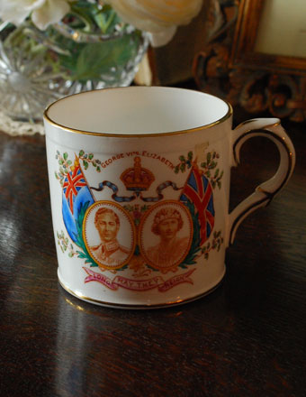 1937年イングランドコロネーションマグカップ