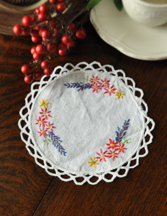 1930年代のアンティーク 刺繍マット（花） (m-924-z)