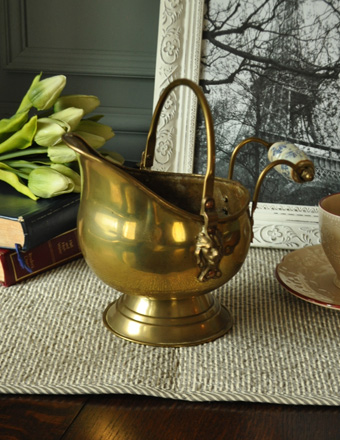 イギリスアンティーク雑貨 お洒落な真鍮のうつわ (m-927-z)