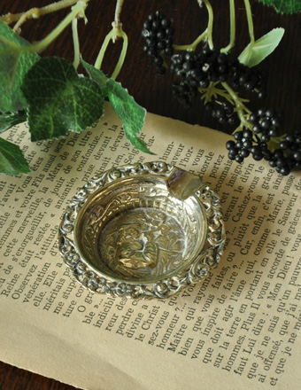 貴重★アンティーク★販促用★非売品★モエシャンドン★灰皿★アッシュトレイ★陶器製 貴重☆アンティーク☆販促用☆非売品☆モエシャンドン☆灰皿