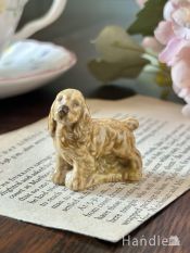 英国WADE社のビンテージフィギュリン、Whimsiesシリーズのスパニエル犬のフィギュア