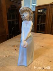 アンティ―ク　フィギュリン(NAO)