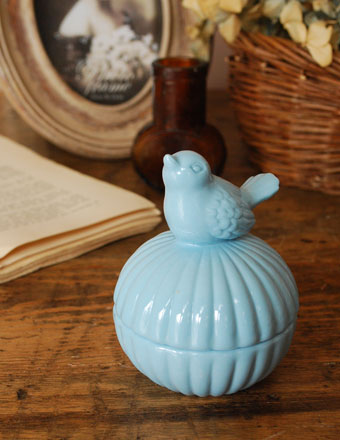 可愛いインテリア雑貨 小鳥の陶器で出来た小物入れバード（ベビー