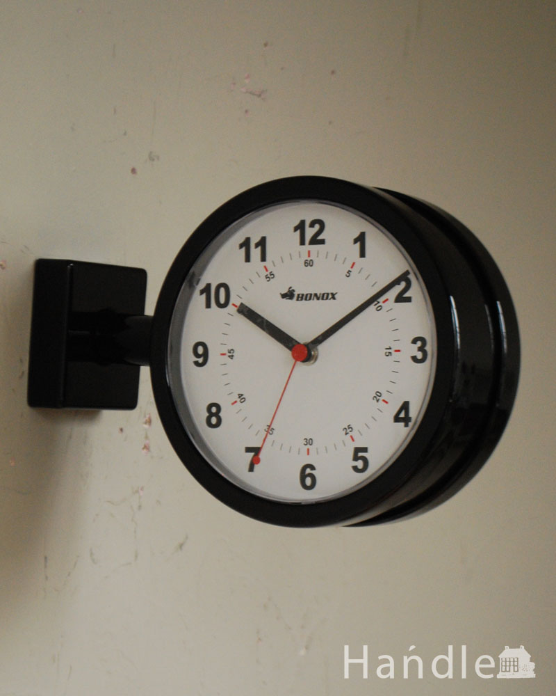壁掛け両面時計、シンプルデザインのウォールクロック（ブラック） (n8-036)