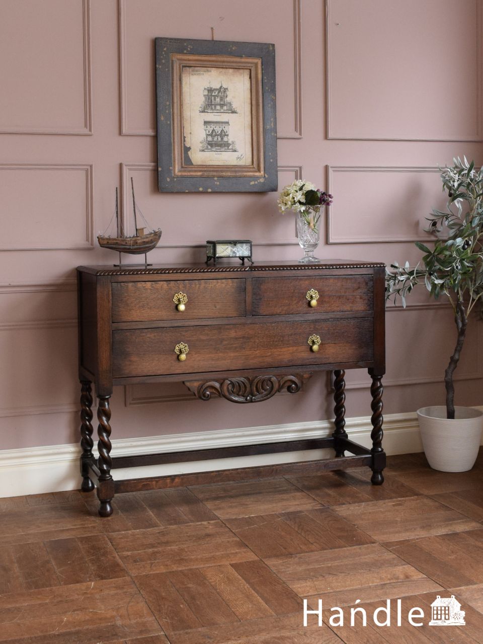 ツイスト足がおしゃれなアンティークチェスト、2段タイプの引き出しがついたオーク材の家具