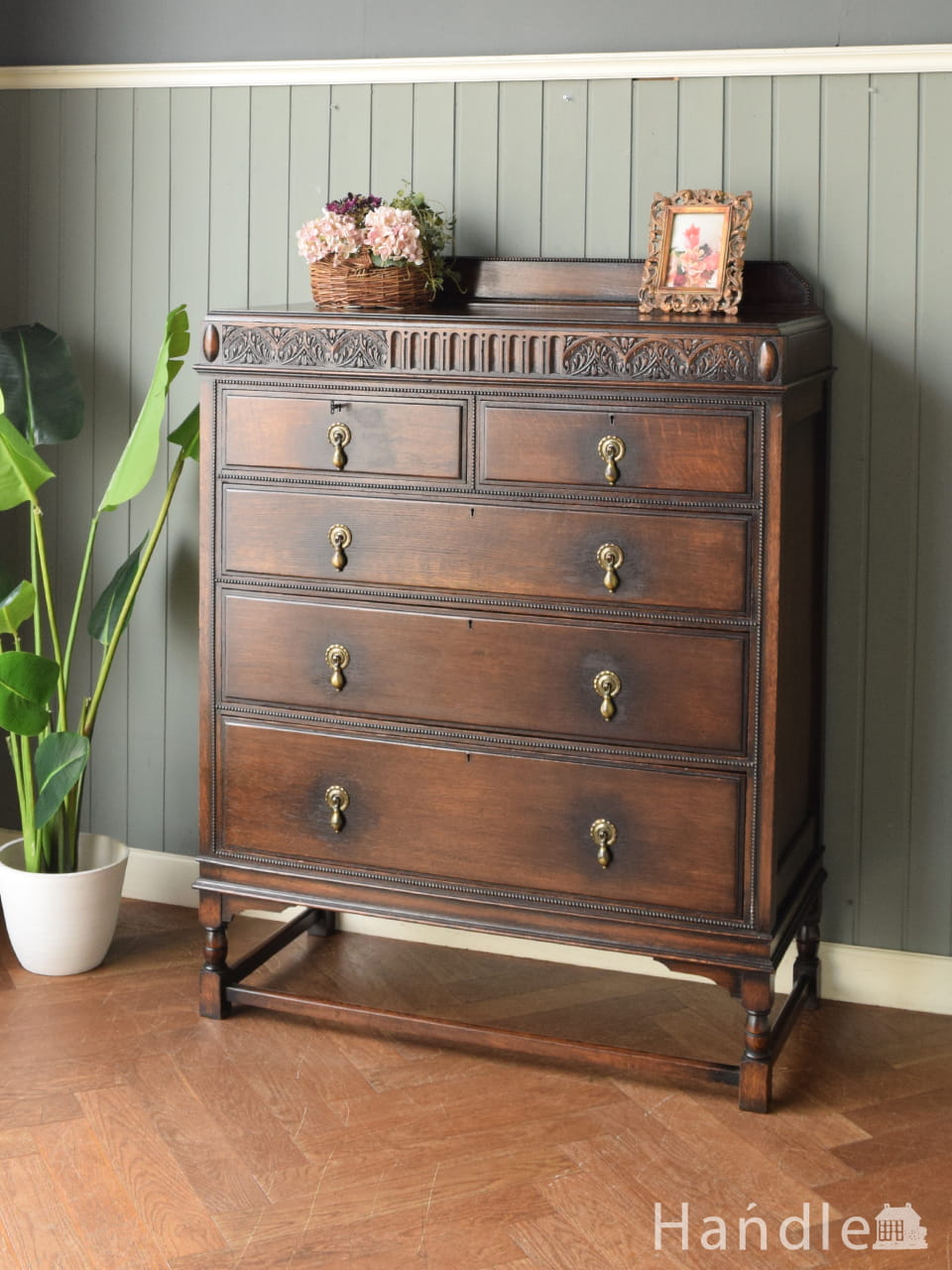 オーク材のアンティーク4段チェスト、たっぷり収納できる英国の洋服タンス (q-3427-f)