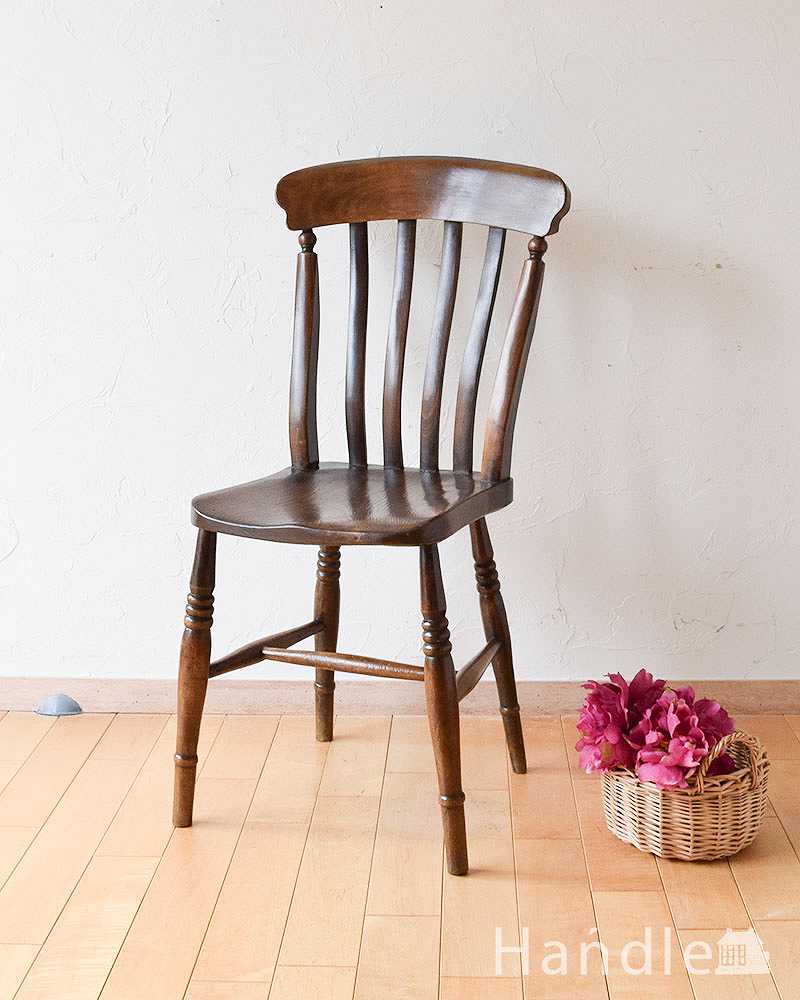 イギリスから届いた可愛いアンティークの椅子、ナチュラルで使いやすいキッチンチェア (k-1353-c)